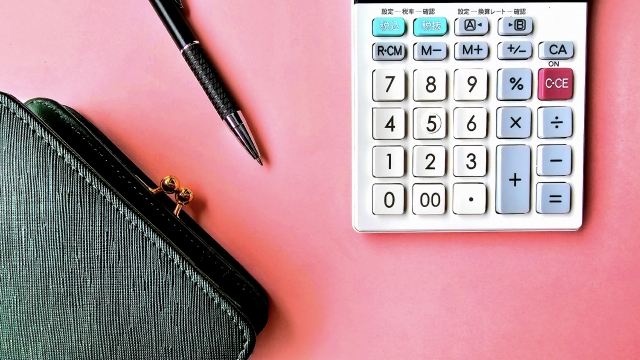 電卓とお財布